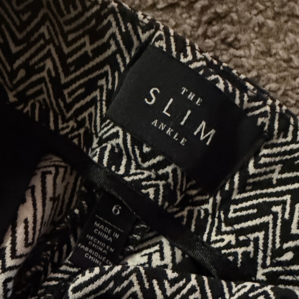 White House Black Market Black and White Geometric Pants